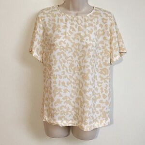 ⭐️3/$30 🆕 a new day animal print short sleeve blou…